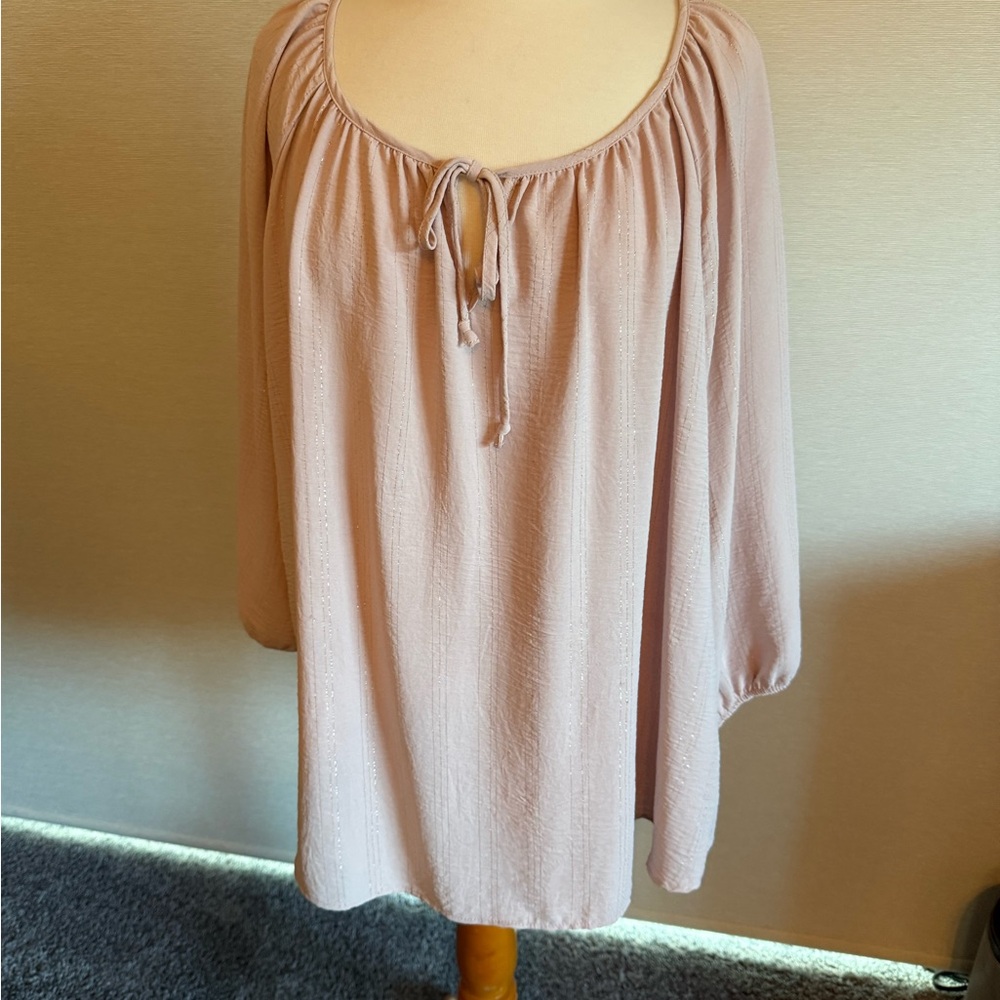 Keri Skye Women's Blush Pink Top - Picture 3 of 4